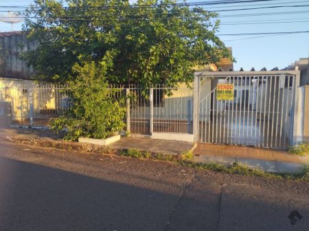 Casa-Térrea em Coopharádio