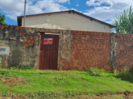 Casa-Térrea em Jardim Carioca