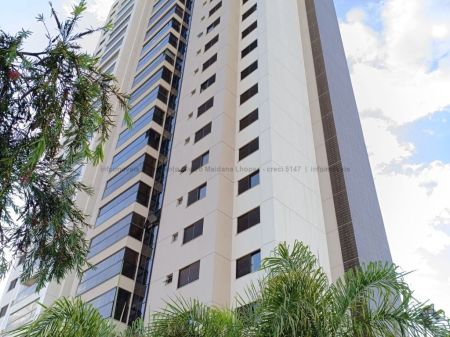 Apartamento em Carandá Bosque I