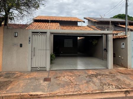 Casa-Térrea em Rita Vieira
