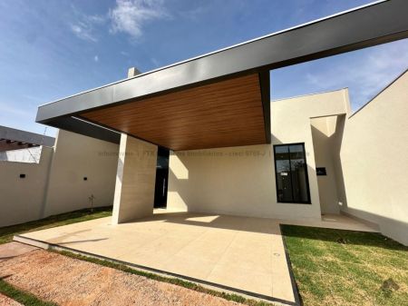 Casa-Térrea em Jardim Seminário
