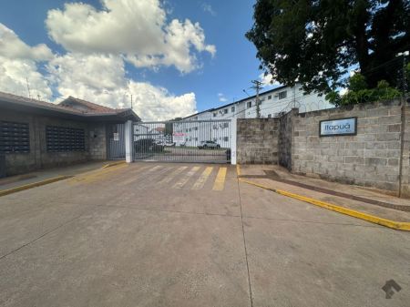 Apartamento em Vila Carlota