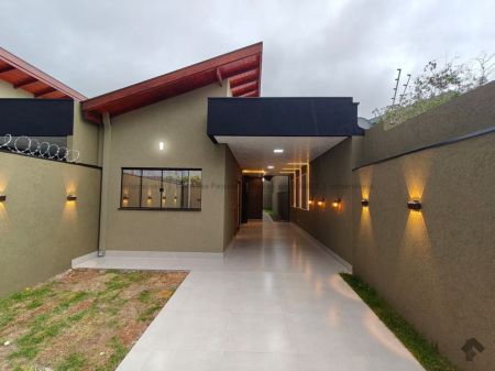 Casa-Térrea em Jardim Seminário