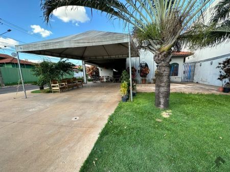 Imóvel Comercial em Vila Vilas Boas