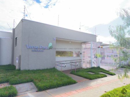Casa-Térrea-Condomínio em Vila Nasser