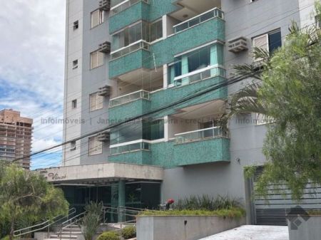 Apto. Cobertura / Duplex em Centro