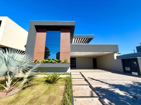Casa-Térrea-Condomínio em Residencial Alphaville IV