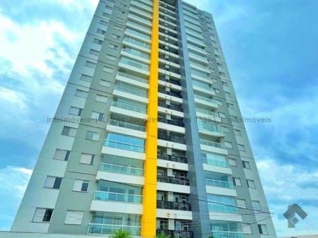 Apartamento em Carandá Bosque II