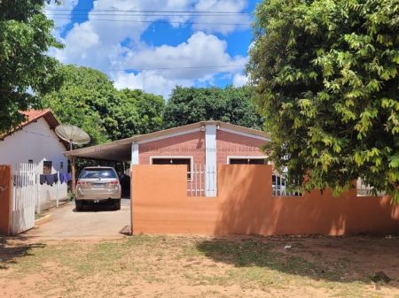 Casa-Térrea em Vila Cidade Nova