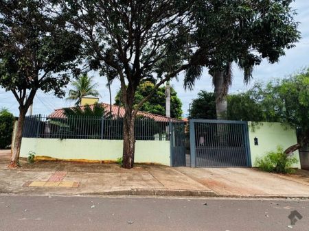 Casa-Térrea em Rita Vieira