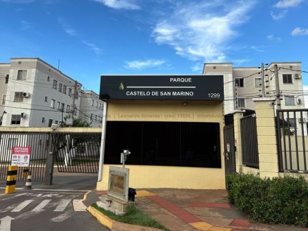 Apartamento em Pioneiros