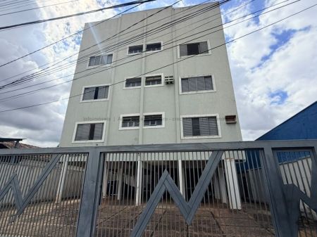 Apartamento em Vila Planalto