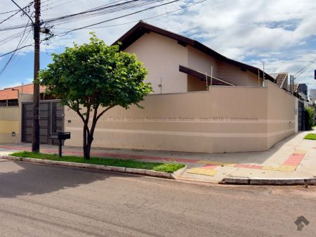 Casa-Térrea em Rita Vieira