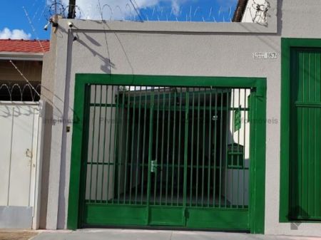 Casa-Térrea em Vila Ipiranga