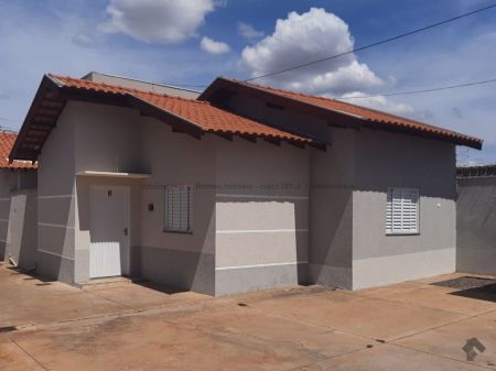Casa-Térrea-Condomínio em Vila Piratininga