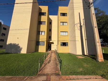 Apartamento em Aero Rancho