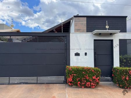 Casa-Térrea em Rita Vieira
