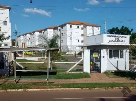 Apartamento em Jardim Tarumã