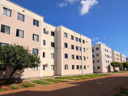 Apartamento em Pioneiros