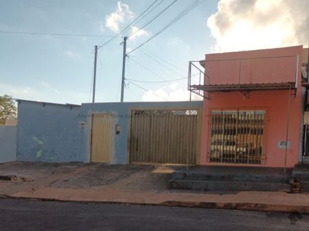 Casa Comercial em Jardim São Conrado