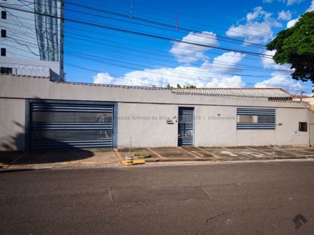 Casa-Térrea em Amambaí