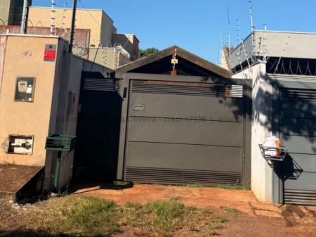 Casa-Térrea em Rita Vieira