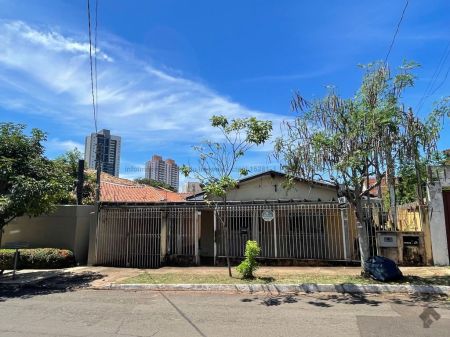 Casa-Térrea em Itanhangá Park