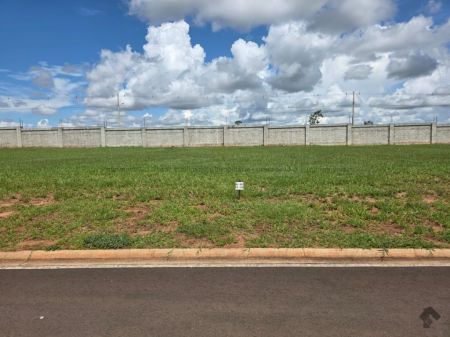 Terreno-Condomínio em Loteamento Reserva Santa Inês