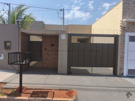 Casa-Térrea em Nova Lima
