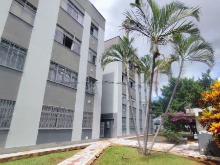 Apartamento em Jardim Petrópolis