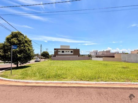 Terreno-Condomínio em Residencial Shalom