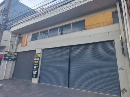 Sala / Salão / Loja em Centro