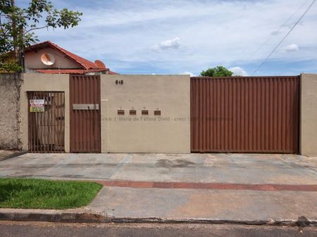 Casa de Vila em Vila Taveirópolis
