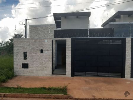 Casa-Térrea em Rita Vieira