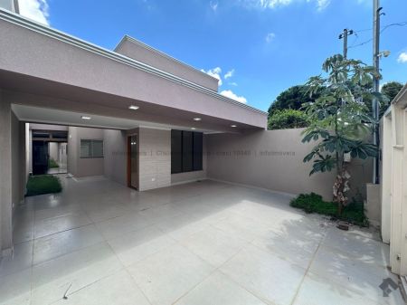 Casa-Térrea em Santo Antônio