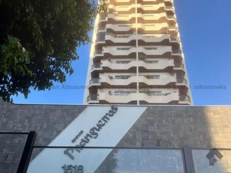 Apartamento em Centro