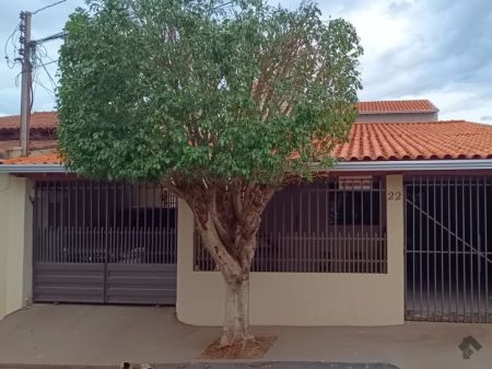 Casa-Térrea em Vila Planalto