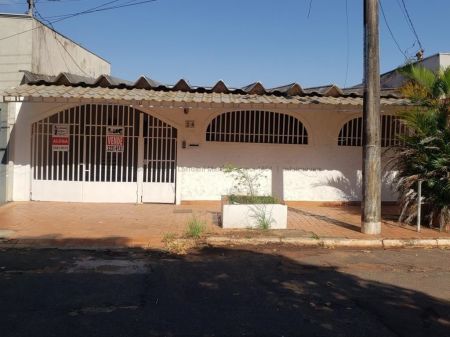 Casa-Térrea em Maria Aparecida Pedrossian
