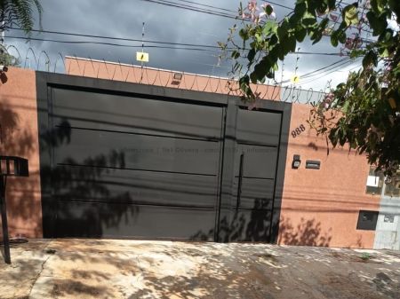 Casa-Térrea em Vila Nasser