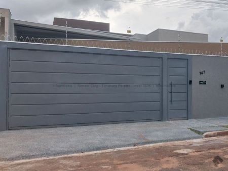 Casa-Térrea em Carandá Bosque I
