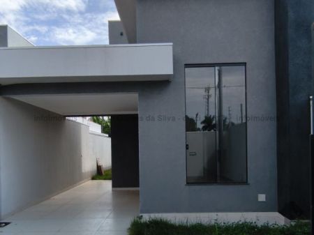 Casa-Térrea em Vila Vilas Boas