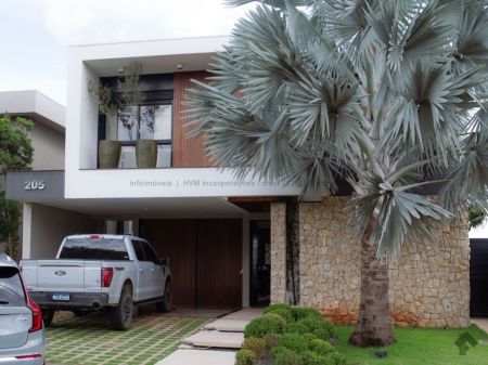Sobrado-Condomínio em Residencial Alphaville III