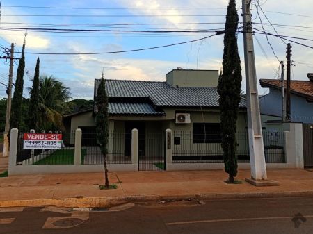 Casa Comercial em Jardim Flórida I