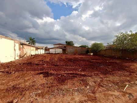 Terreno em Jardim São Lourenço