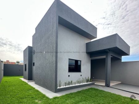 Casa-Térrea em Jardim Petrópolis