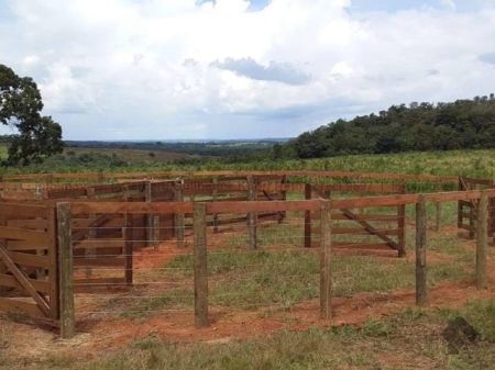 Fazenda em Zona Rural