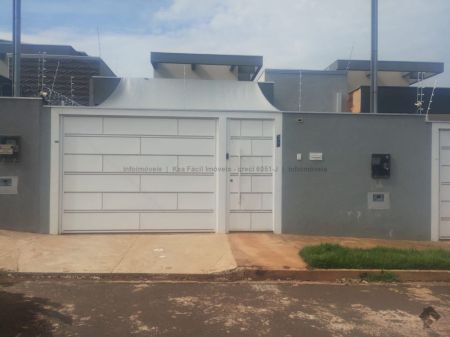 Casa-Térrea em Rita Vieira