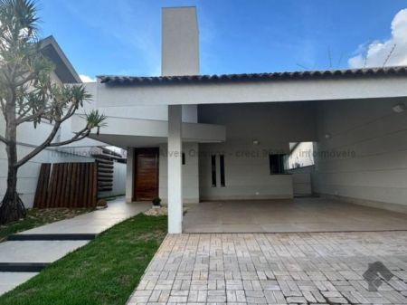 Casa-Térrea em Jardim TV Morena