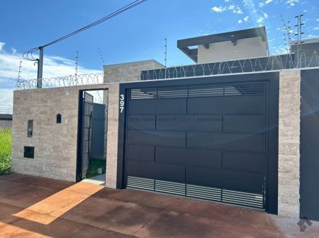 Casa-Térrea em Rita Vieira