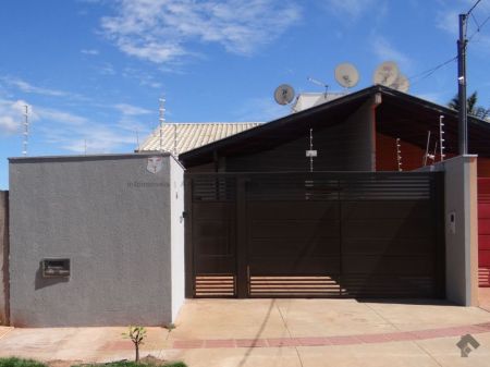 Casa-Térrea em Morada Verde